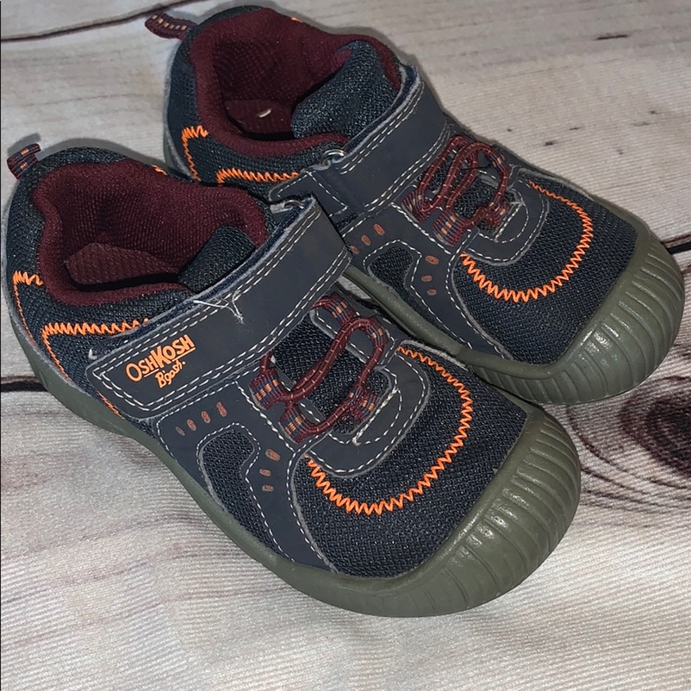Oshkosh 10 Shoes